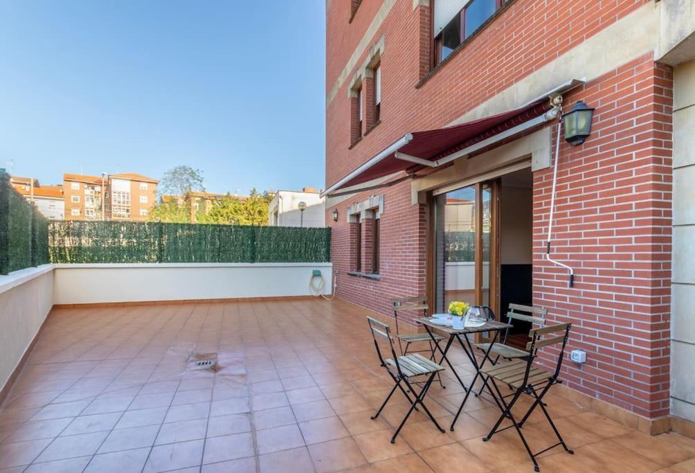 Espectacular Apto Con Terraza En Sopela Luaran gambar